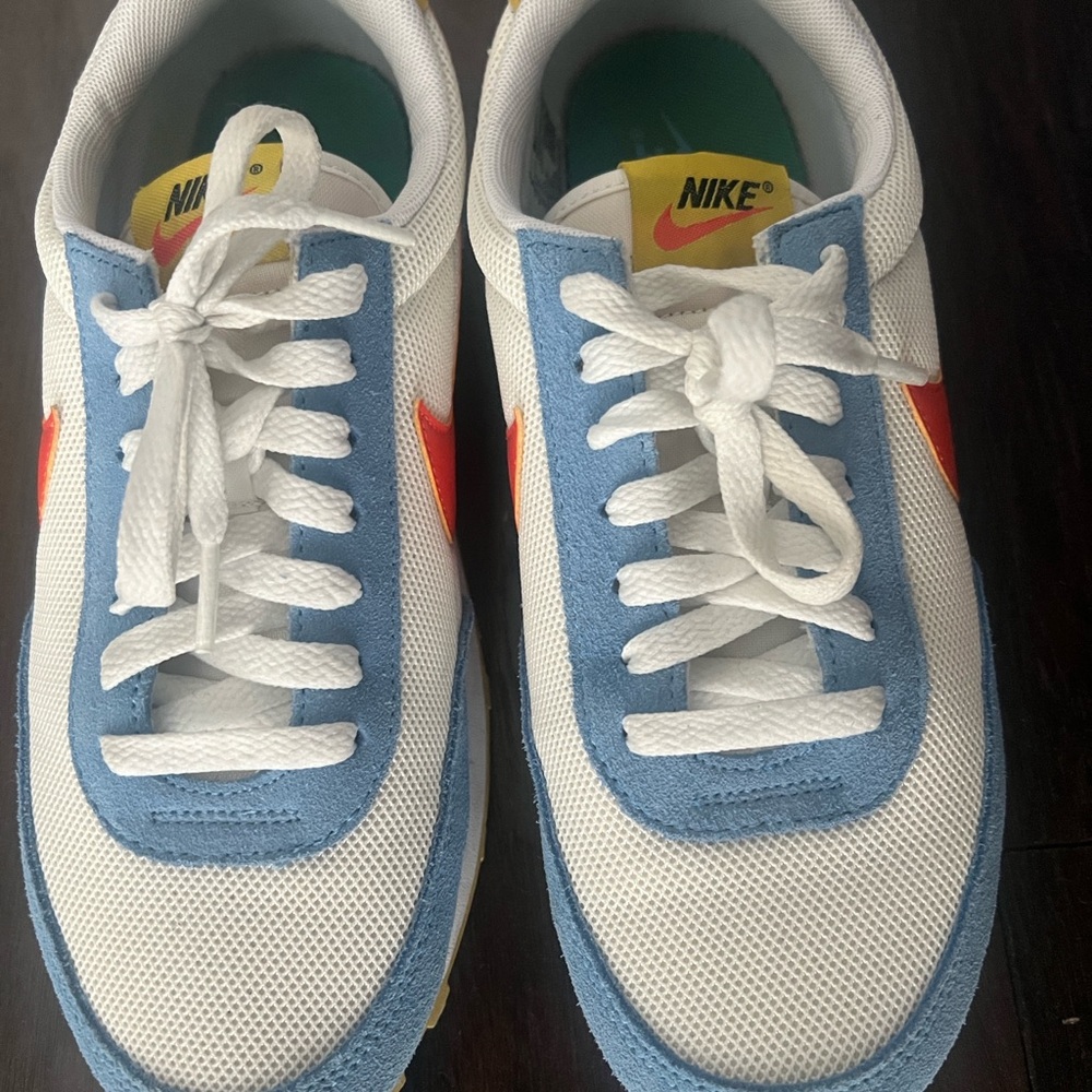 Nike Daybreak